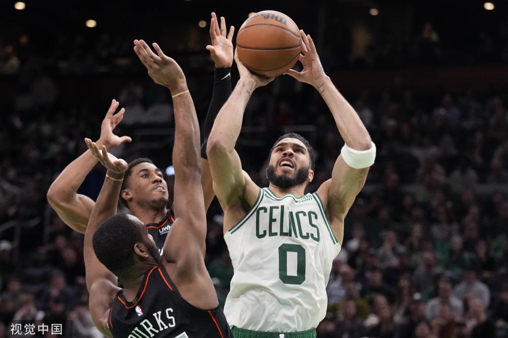 张雨霏在杭州亚运会勇夺六金.